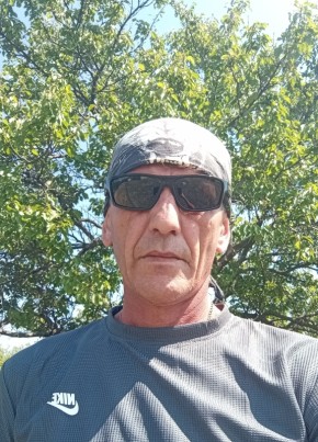 Владимир из Краснодона 51 год