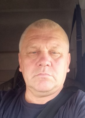 Олег из Вышнего Волочека 56 лет