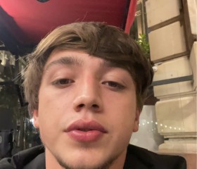 Abdulgamid, 21, Tbilisi