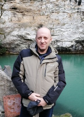 Роман из Таганрога 43 года