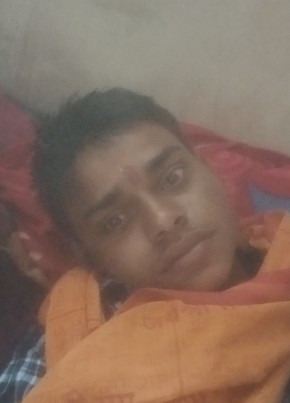 Kari, 18, India, Pune