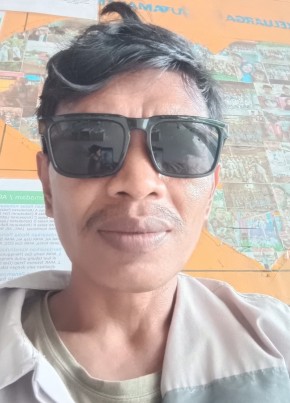 Syabri, 40, Indonesia, Jakarta