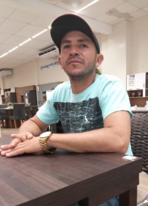 Ed из Bragança 37 лет