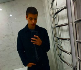 Vladislav, 19, Yaroslavl
