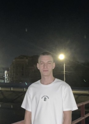 Макс, 22, Россия, Ростов-на-Дону