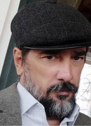 Lucas из La Villa y Corte de Madrid 57 лет