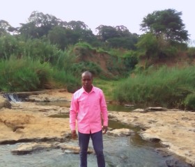 Alex, 30, Machakos