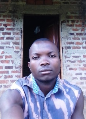mugabo, 68, Uganda, Kampala
