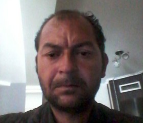 Валентин Шиник, 49, Kavarna