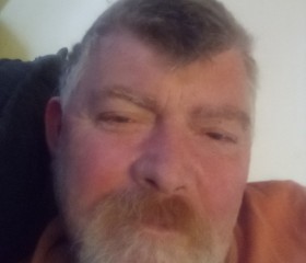 Dallas, 51, Launceston