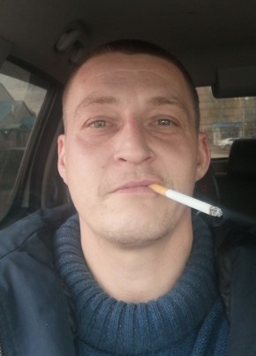 Александр, 37, Россия, Уяр