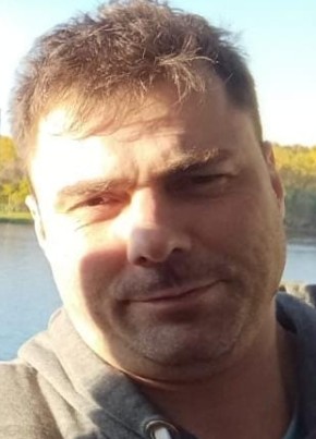 Роман из Москвы 44 года