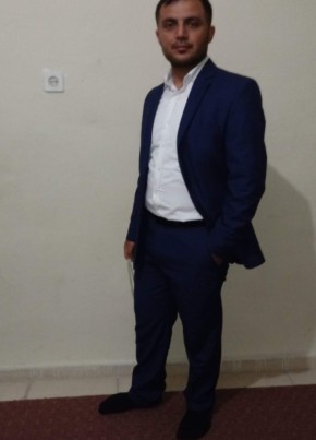 Mustafa, 30, Türkiye Cumhuriyeti, Menemen