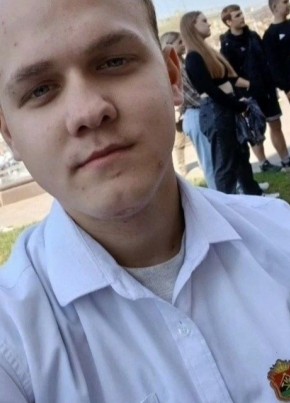 Денис из Кемерово 19 лет