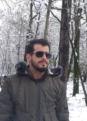 Denis, 29, Albania, Tirana