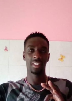 Abdou, 39, Repubblica Italiana, Este