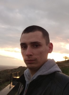 Игорь, 30, Россия, Керчь
