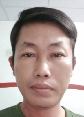 Trung hậu, 43, Công Hòa Xã Hội Chủ Nghĩa Việt Nam, Rạch Giá