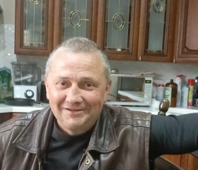 Олег, 63 года, Краснознаменск (Московская обл.)