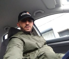 Mido, 36, Ninove