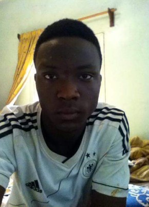 loic dahlin, 28, Republic of Cameroon, Yaoundé