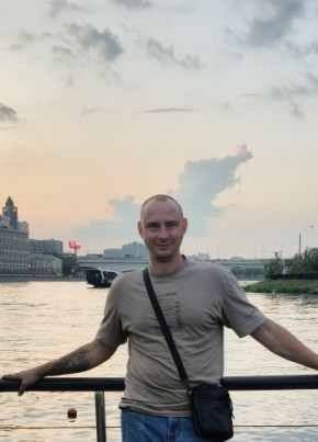 Pavel, 38, Russia, Moscow