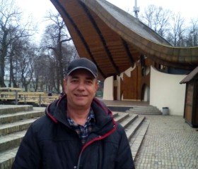 Виталий, 65 лет, Київ