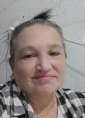Geralda Alves из Muzambinho 48 лет