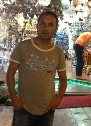 Mehmet из İzmir 46 лет