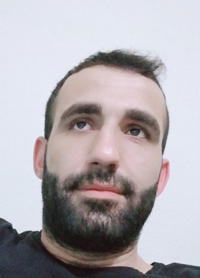 Burhan, 31, Türkiye Cumhuriyeti, Bulanık