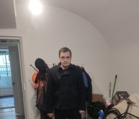 Aleksey, 65, Saint Petersburg