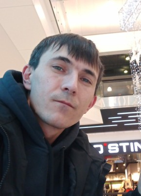 Ильнур, 35, Россия, Троицк (Московская обл.)