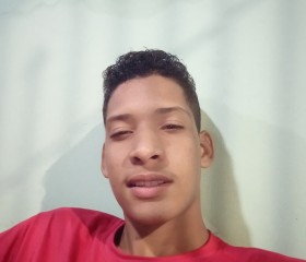 Anthony, 18, Maturin