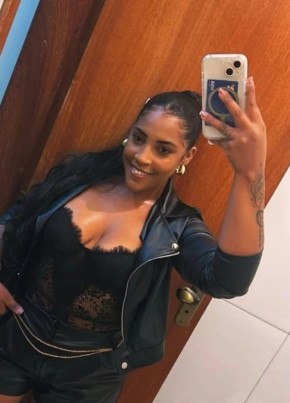 Carla из Governador Valadares 23 года