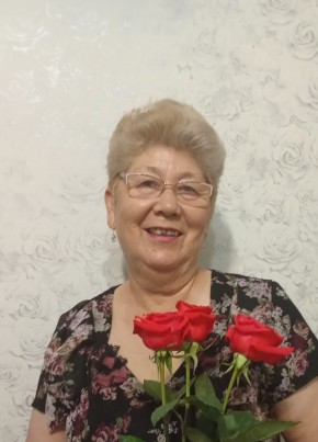 Разифа из Сибая 67 лет