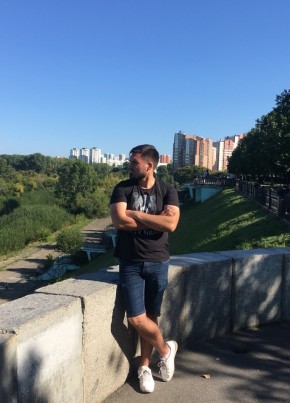 ТТ, 33, 中华人民共和国, 深圳市