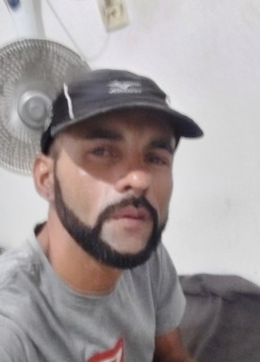 Paulo Henrique из Jaguaruana 37 лет