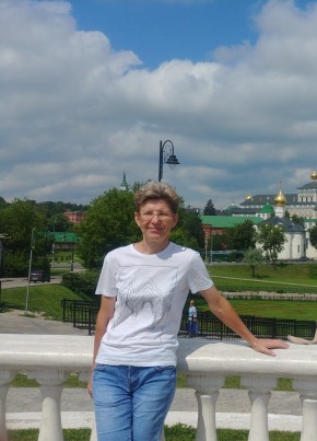 Наталья, 55, Россия, Волжский (Волгоградская обл.)