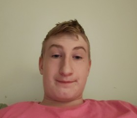 Lajtos, 20, Budapest