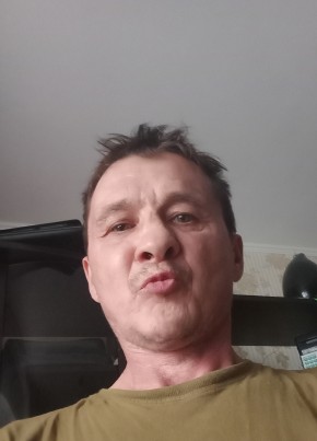Игорь Пологутин из Красноярска 53 года