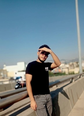 مهند из الصور 19 лет