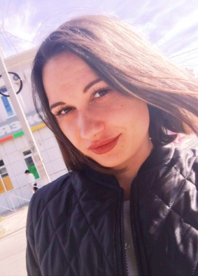 Оленька, 32, Россия, Приморско-Ахтарск