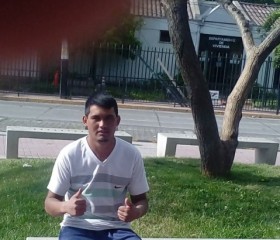 Pedro, 31, Santa Rosa