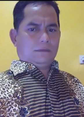 Darwis из Djakarta 49 лет