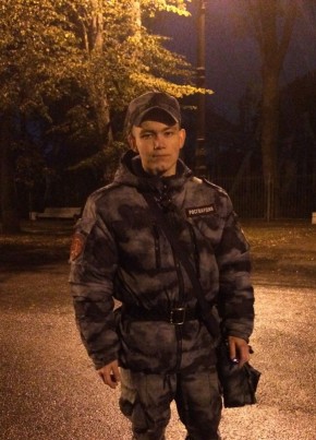 Лев, 25, Россия, Москва