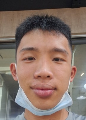 Yilong, 20, Singapore, Singapore