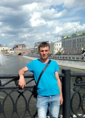 Андрей из Москвы 42 года