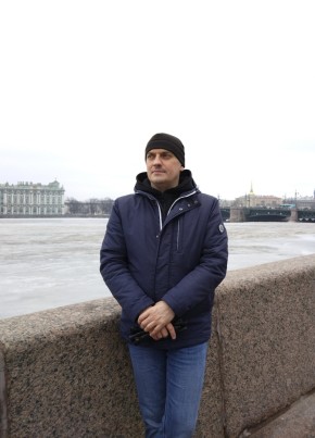 Иван из Омска 46 лет