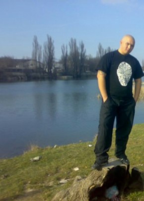 Иван, 36, Россия, Феодосия