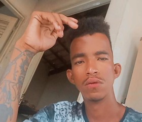 Daniel Fernandes, 23, Campos Belos